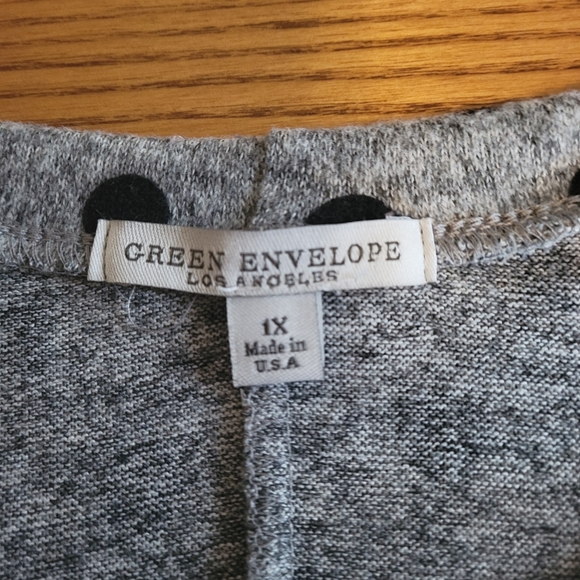 Green Envelope dotted pullover top Size 1X - Picture 5 of 5